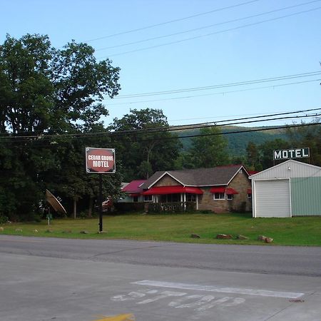 Cedar Grove Motel Алтуна Экстерьер фото