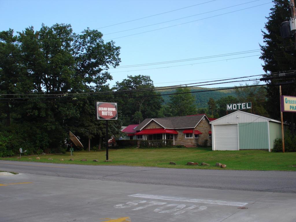 Cedar Grove Motel Алтуна Экстерьер фото