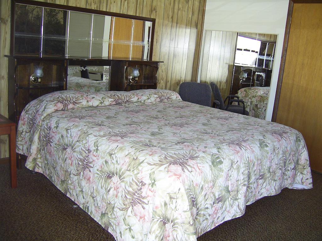 Cedar Grove Motel Алтуна Номер фото